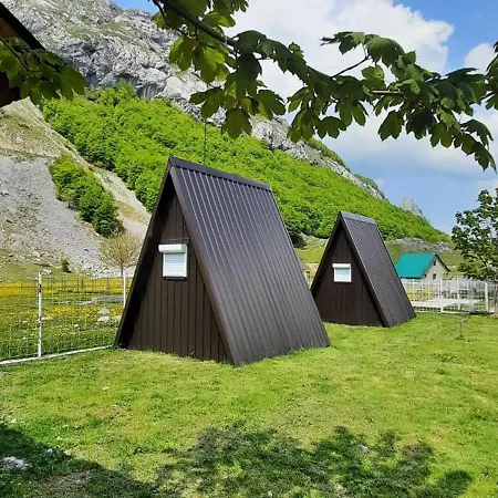 木屋 Katun Mokra & Horseback Riding *