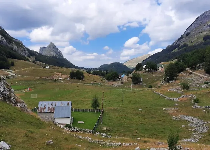 Katun Mokra & Horseback Riding 波德戈里察