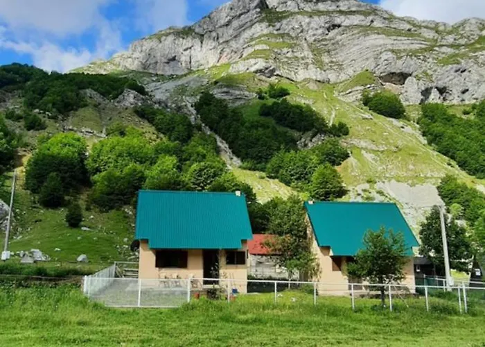 Katun Mokra & Horseback Riding 木屋 波德戈里察