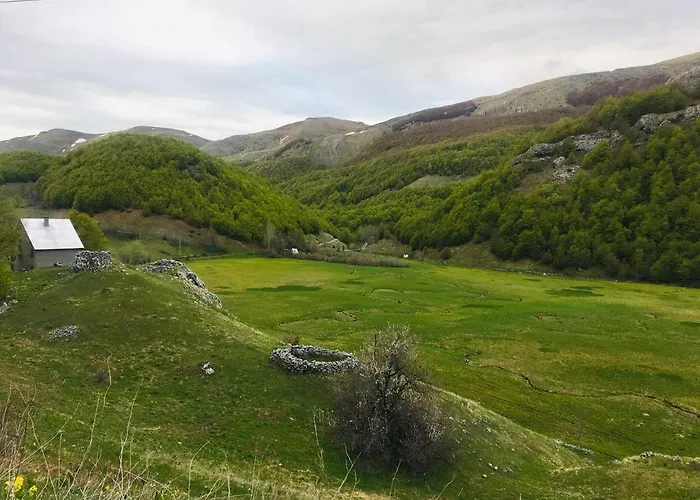 Katun Mokra & Horseback Riding 波德戈里察