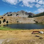 Katun Mokra & Horseback Riding Chalet *