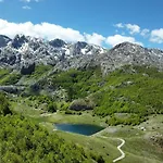 Шале Katun Mokra & Horseback Riding Подгориця