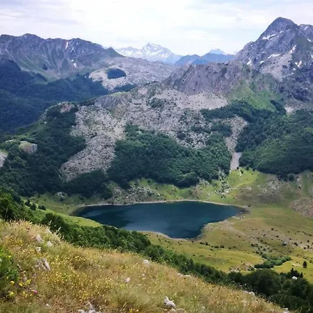 Katun Mokra & Horseback Riding * 波德戈里察
