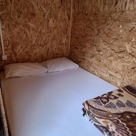 Katun Mokra & Horseback Riding בקתה פודגוריצה