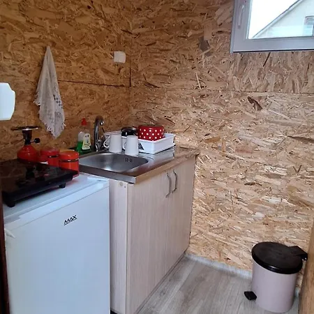 בקתה Katun Mokra & Horseback Riding פודגוריצה