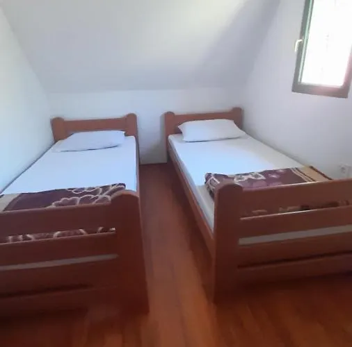 Alpstuga Katun Mokra Accommodation&horseback Riding